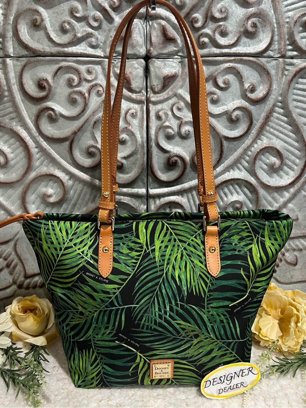 DOONEY & BOURKE Siesta Key Green Palm Leaf Nylon Tote Bag NWOT